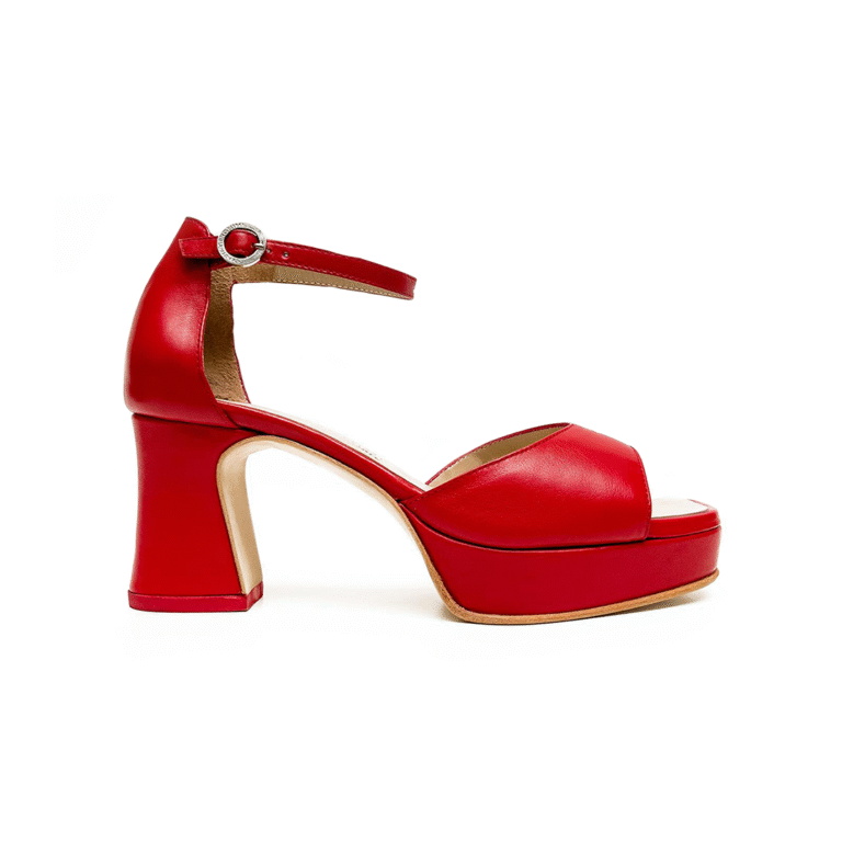 ISABELLE-ROUGE-01