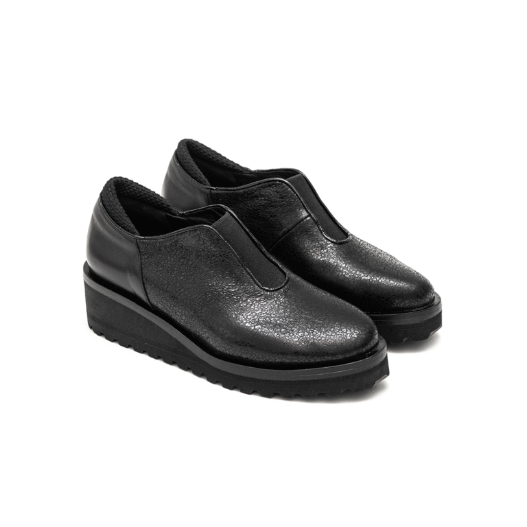 LUNA-CHANEL-NOIR-01